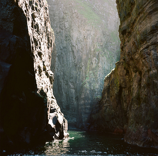 
			<br /><em>Vestmanna bird cliffs
			<br /><br /><br /><br />| Stremoy Island
			<br /></em>