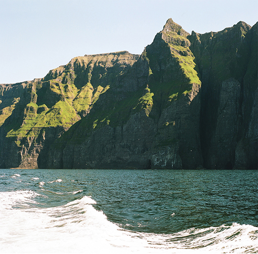 
			<br /><em>Vestmanna bird cliffs
			<br /><br /><br /><br />| Stremoy Island
			<br /></em>