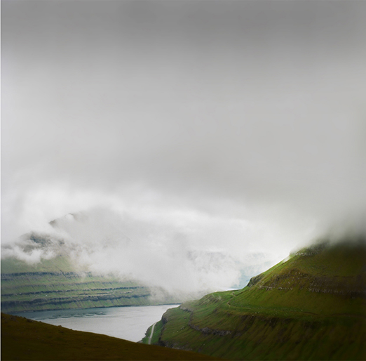 
			<br /><em>Villingsdalsfjall hike, Enniberg cliff
			<br /><br /><br /><br />| Viðoy Island
			<br /></em>
