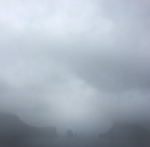 
			<br /><em>Tindhólmur
			<br /><br /><br /><br />| Vagar Island
			<br /></em>