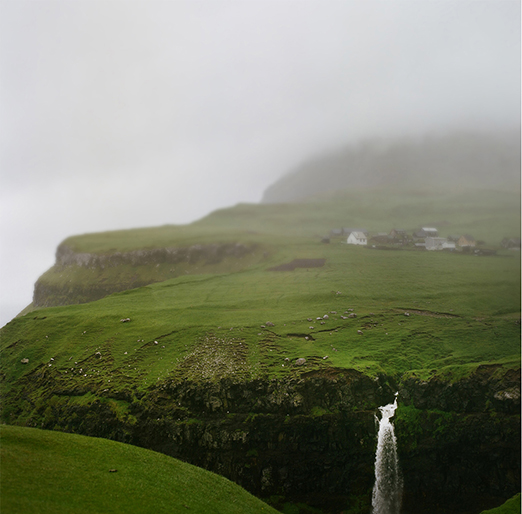 
			<br /><em>Bøur
			<br /><br /><br /><br />| Vagar Island
			<br /></em>