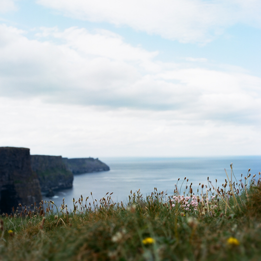 
			<br /><em>cliffs of moher
			<br /><br /><br /><br />
            <br />(county clare / SW)</em>