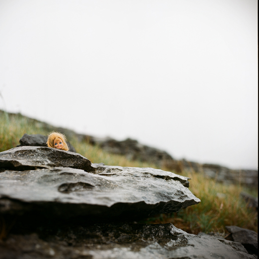 
			<br /><em>(poulnabrone cliffs, county clare / SW)</em>