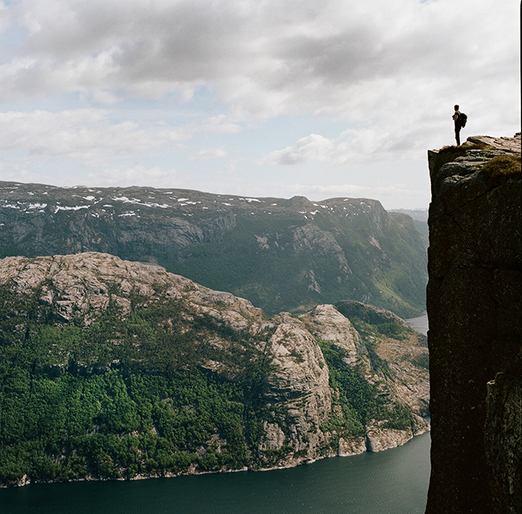 
			<br /><em>definitely as high as it appears.
			<br />
			<br />
            <br />
            <br />preikestolen / SW</em>